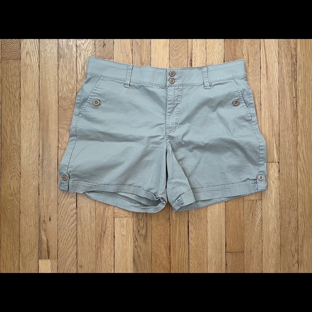Gloria Vanderbilt cargo shorts
